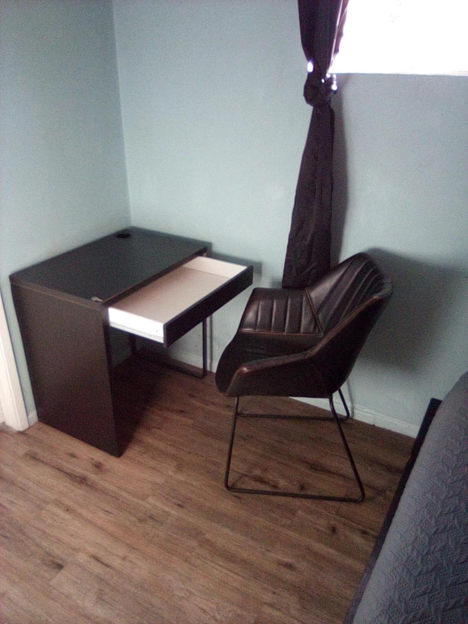Ostello Robertson's Place Like Los Angeles