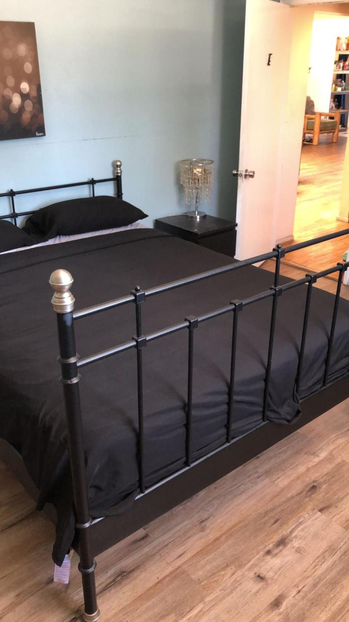 Ostello Robertson's Place Like *